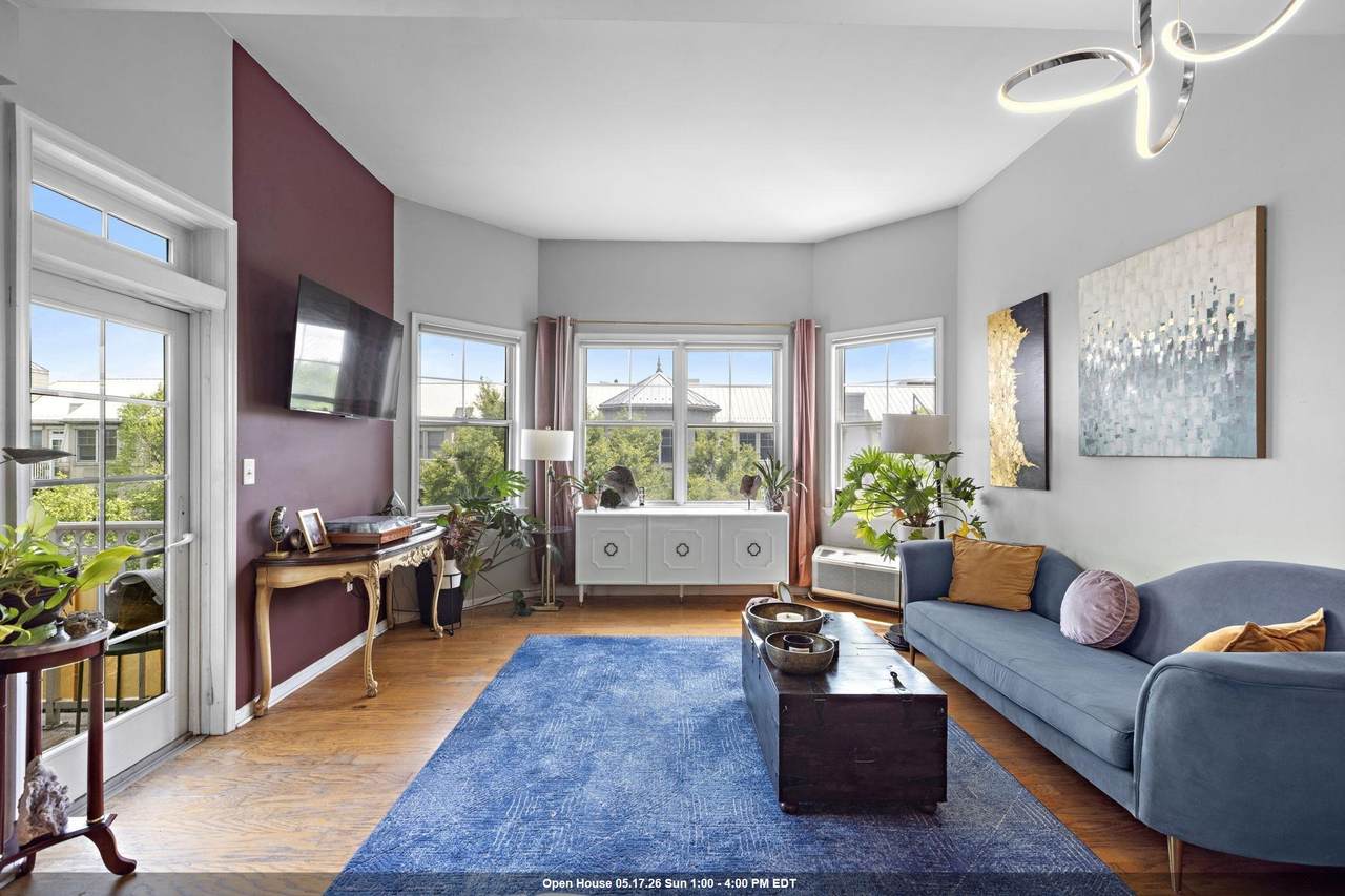 15 Freedom Way - Photo 1