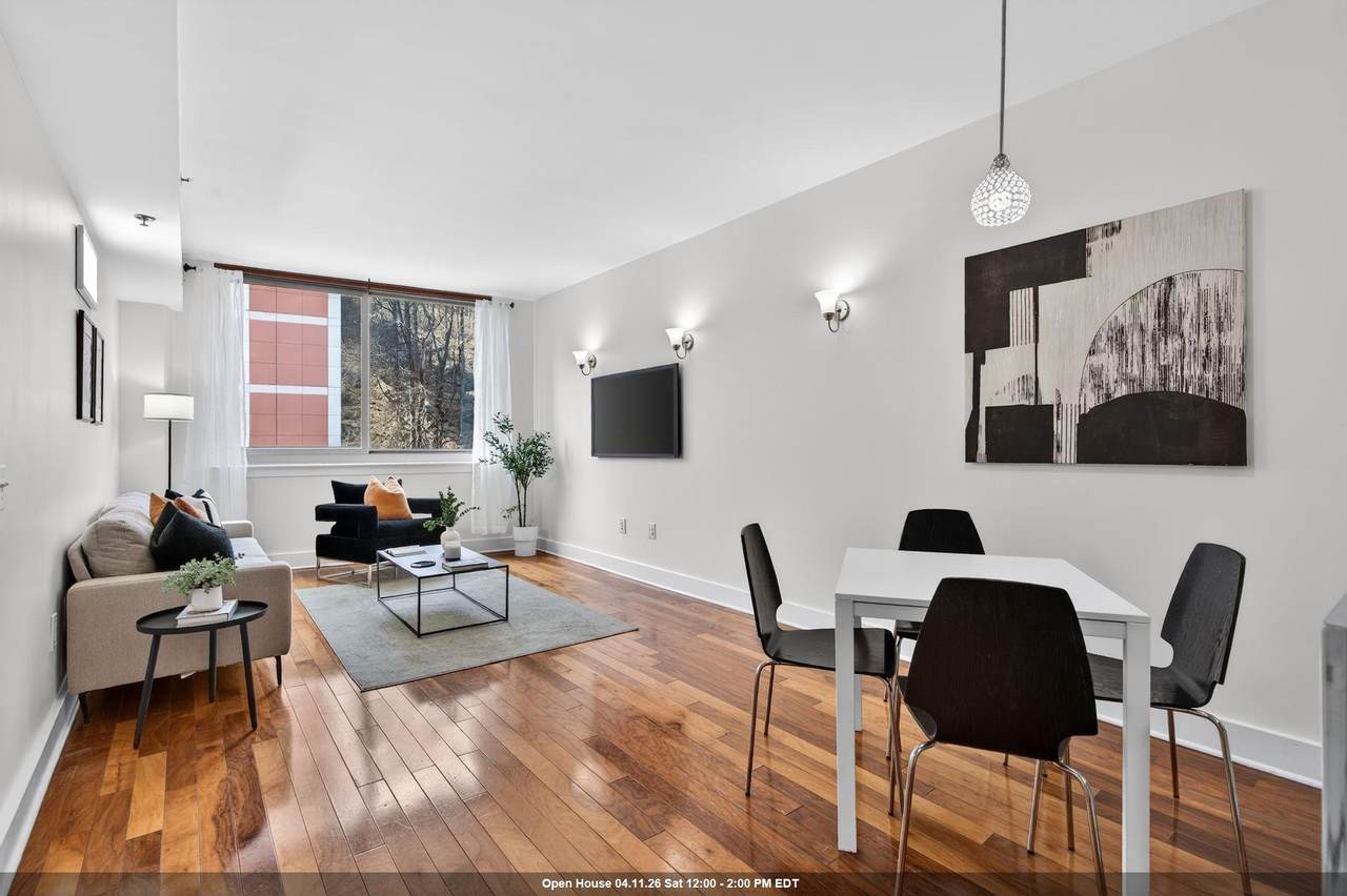 800 Jackson St - Photo 1