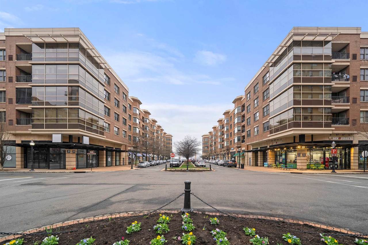 22 Avenue At Port Imperial - Photo 1