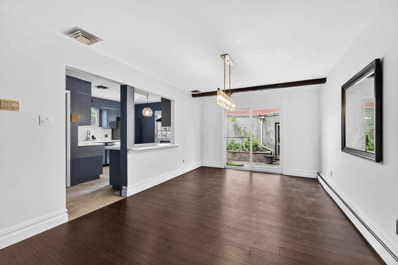 1001 New York Ave - Photo 1