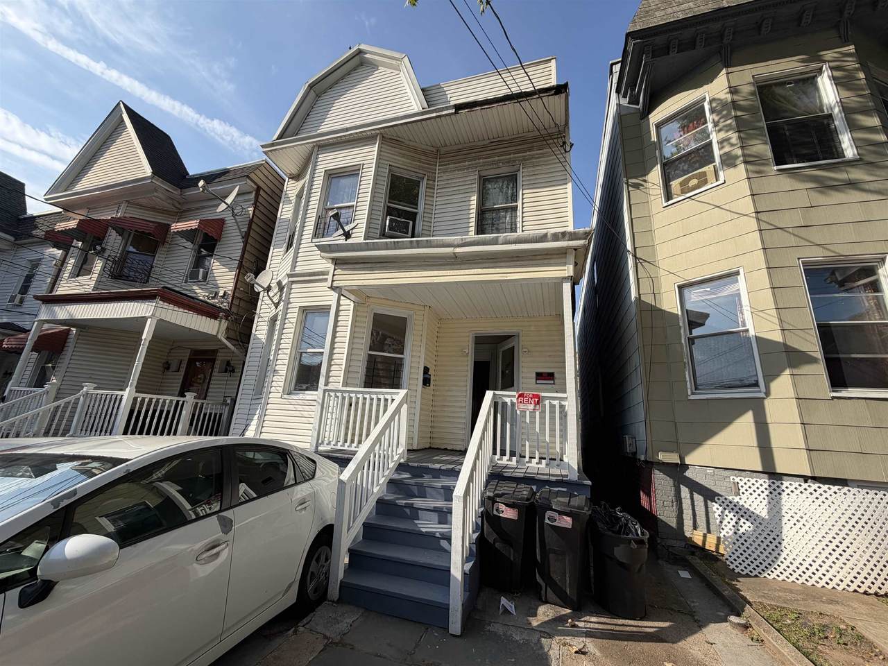 130 Highland Ave - Photo 1