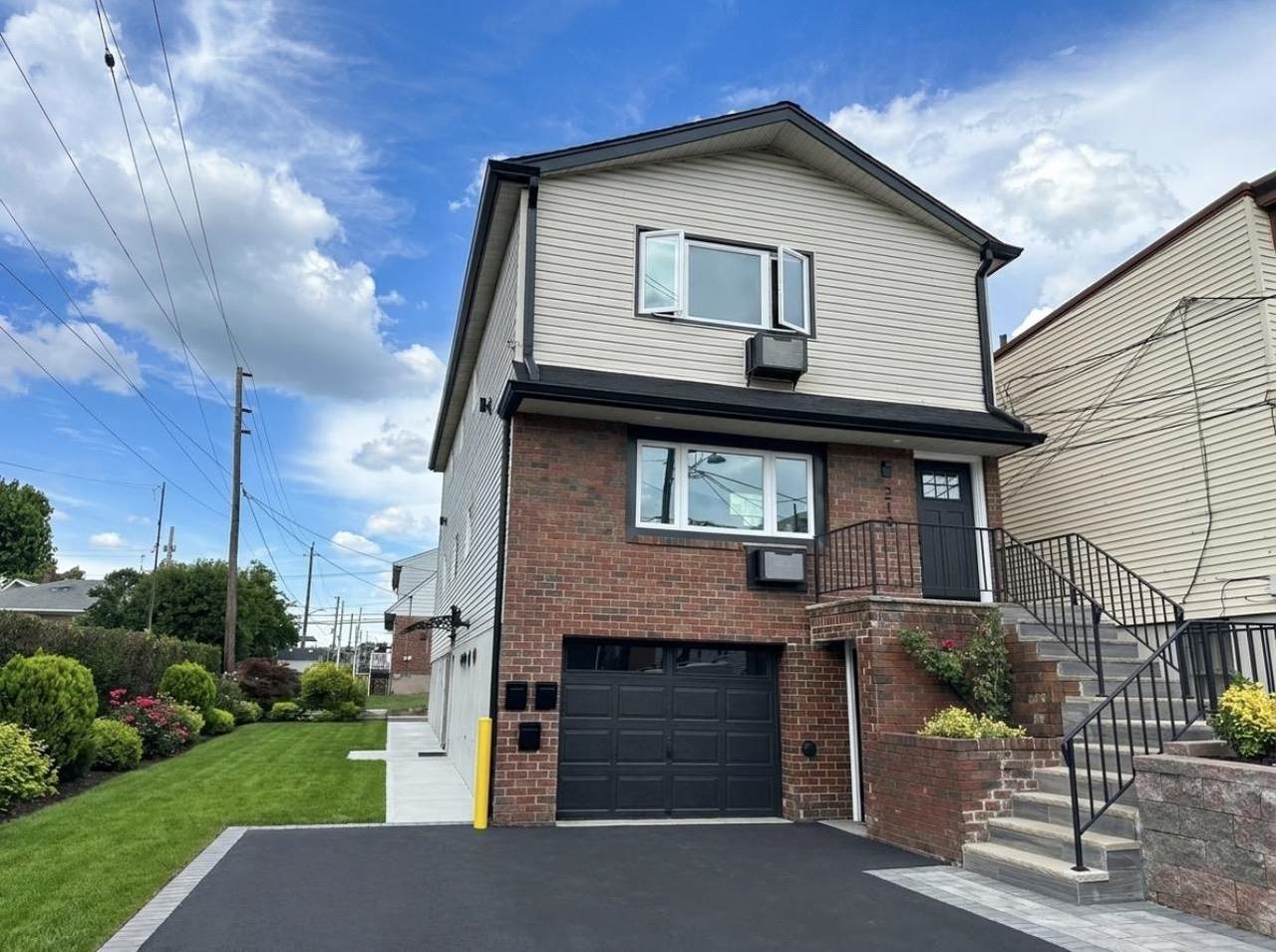 219 Cliff St - Photo 1
