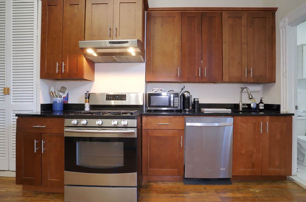 110 Garden St - Photo 1