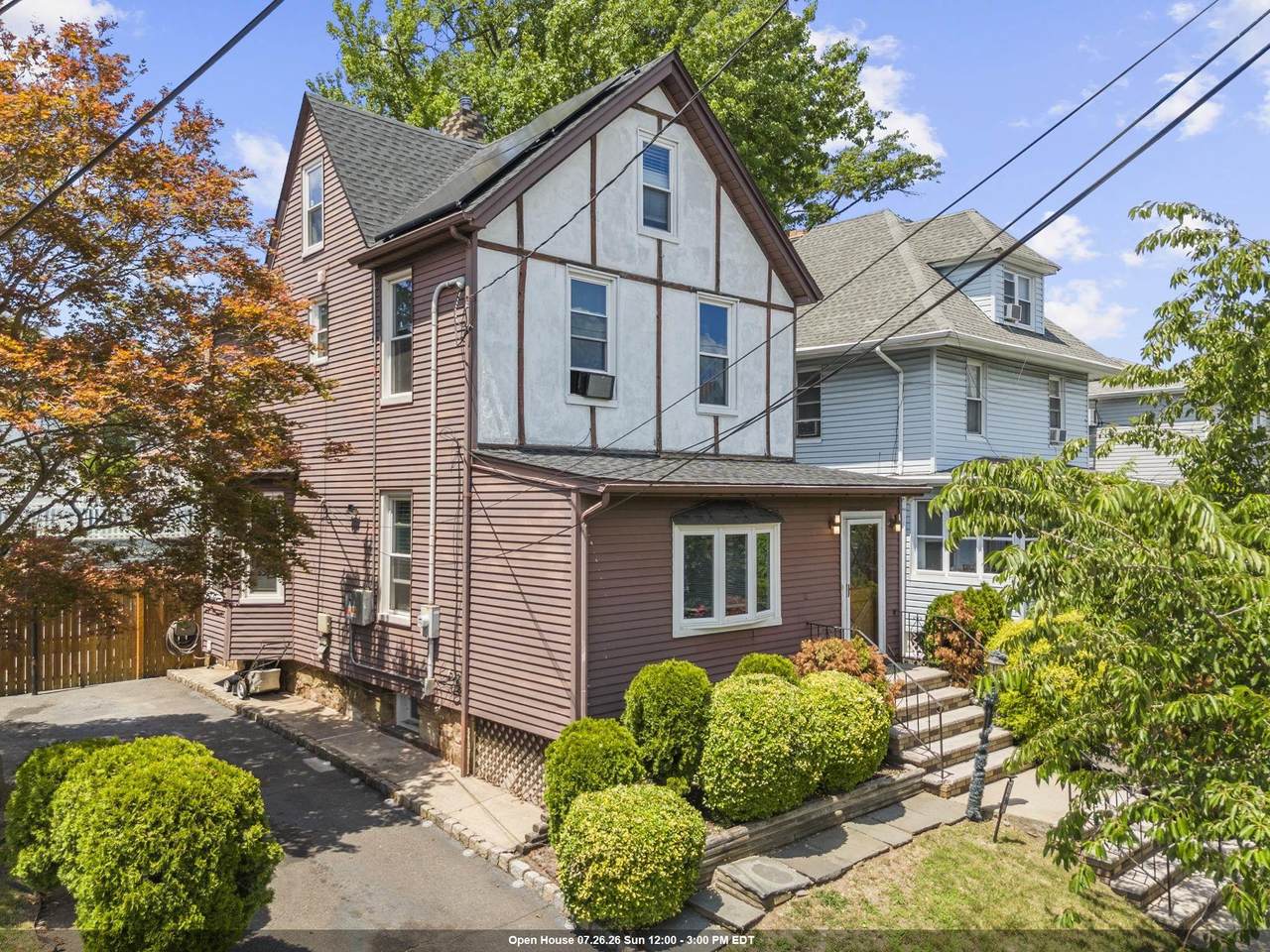 633 Chestnut St - Photo 1