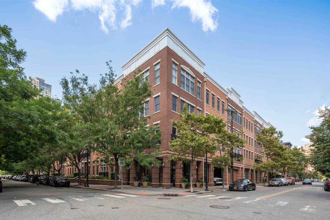 126 Dudley St - Photo 1