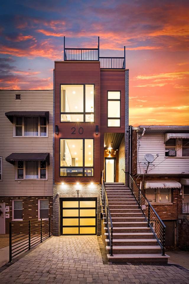 20 Van Nostrand Ave - Photo 1