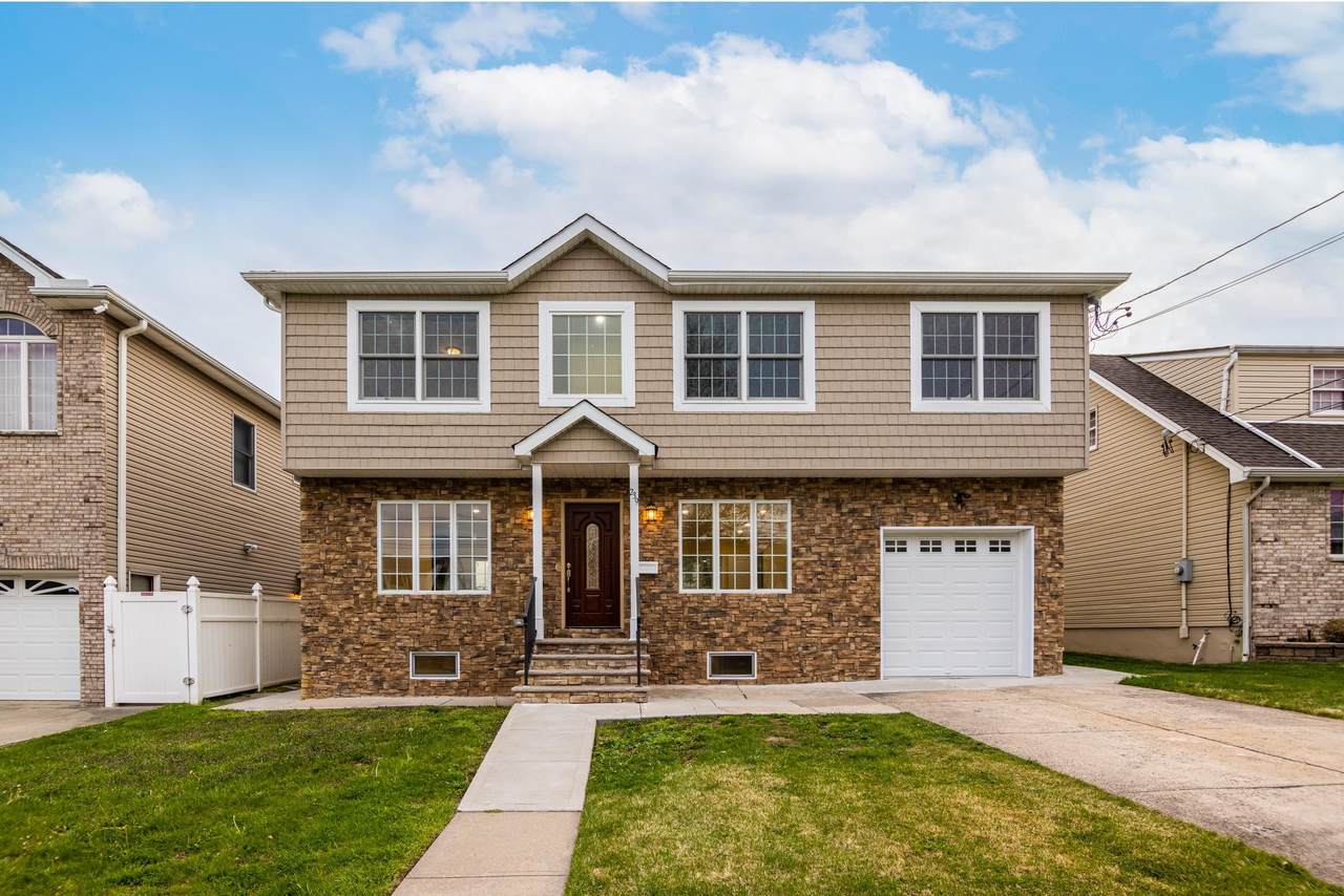 239 Pandolfi Ave - Photo 1