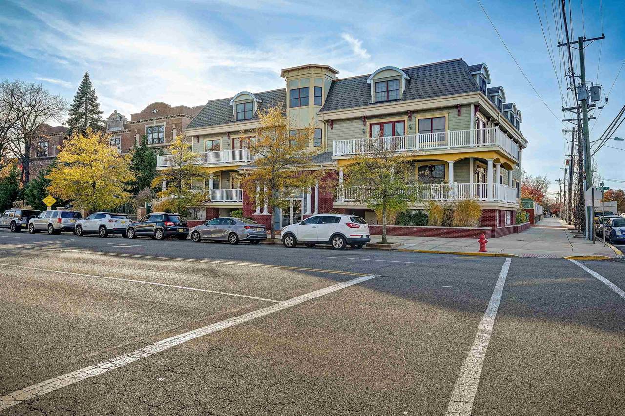 151 Avenue C - Photo 1