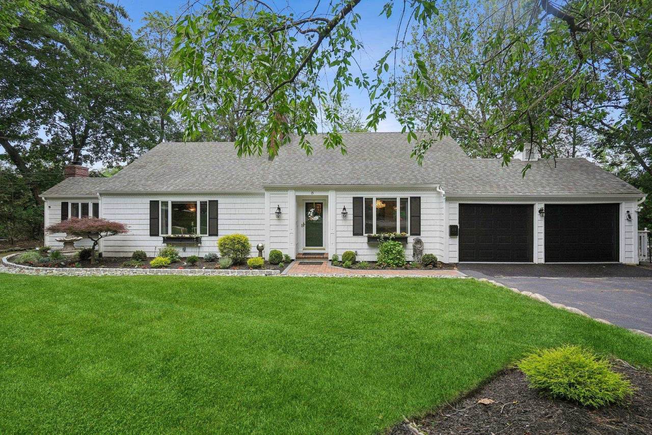 15 Barberry Way - Photo 1