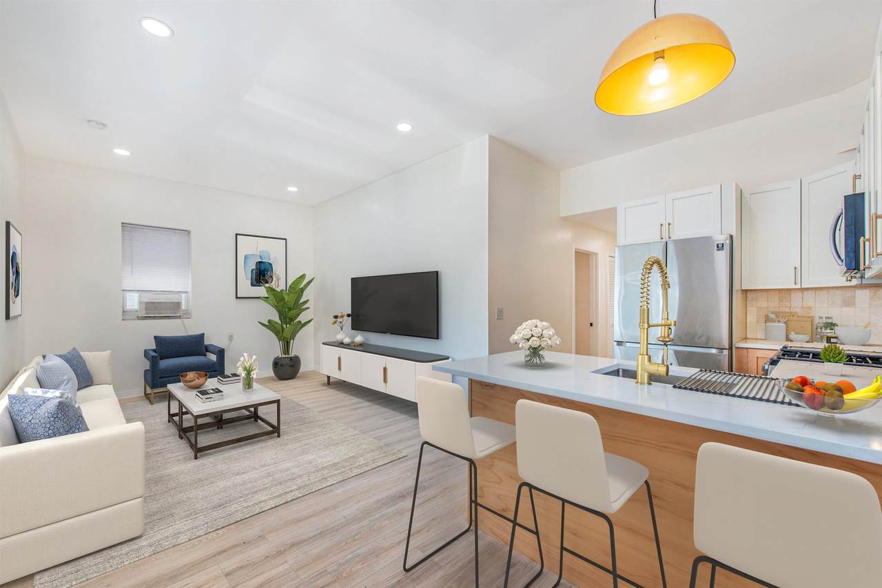 6137 Adams St - Photo 1