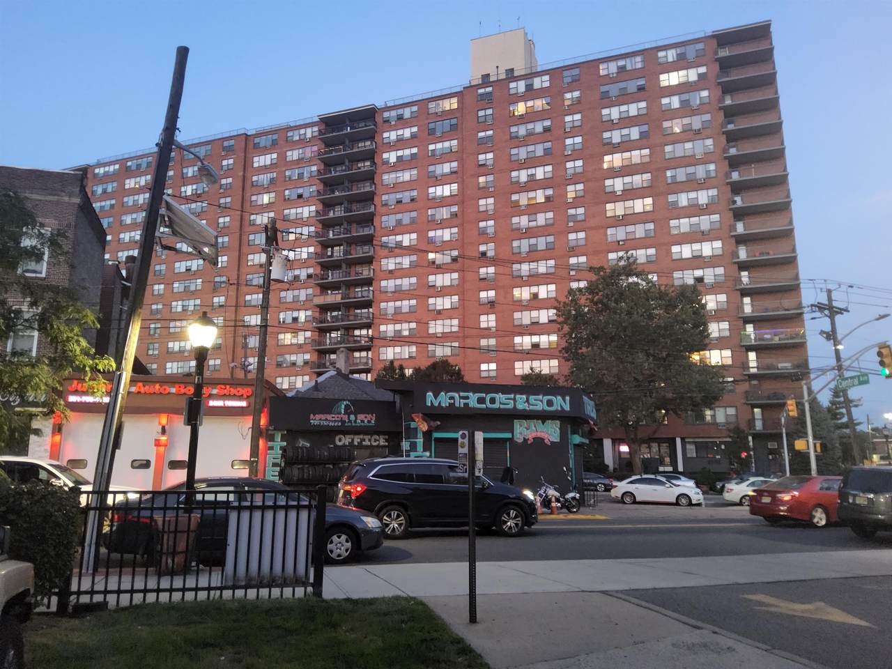 500 Central Ave - Photo 1