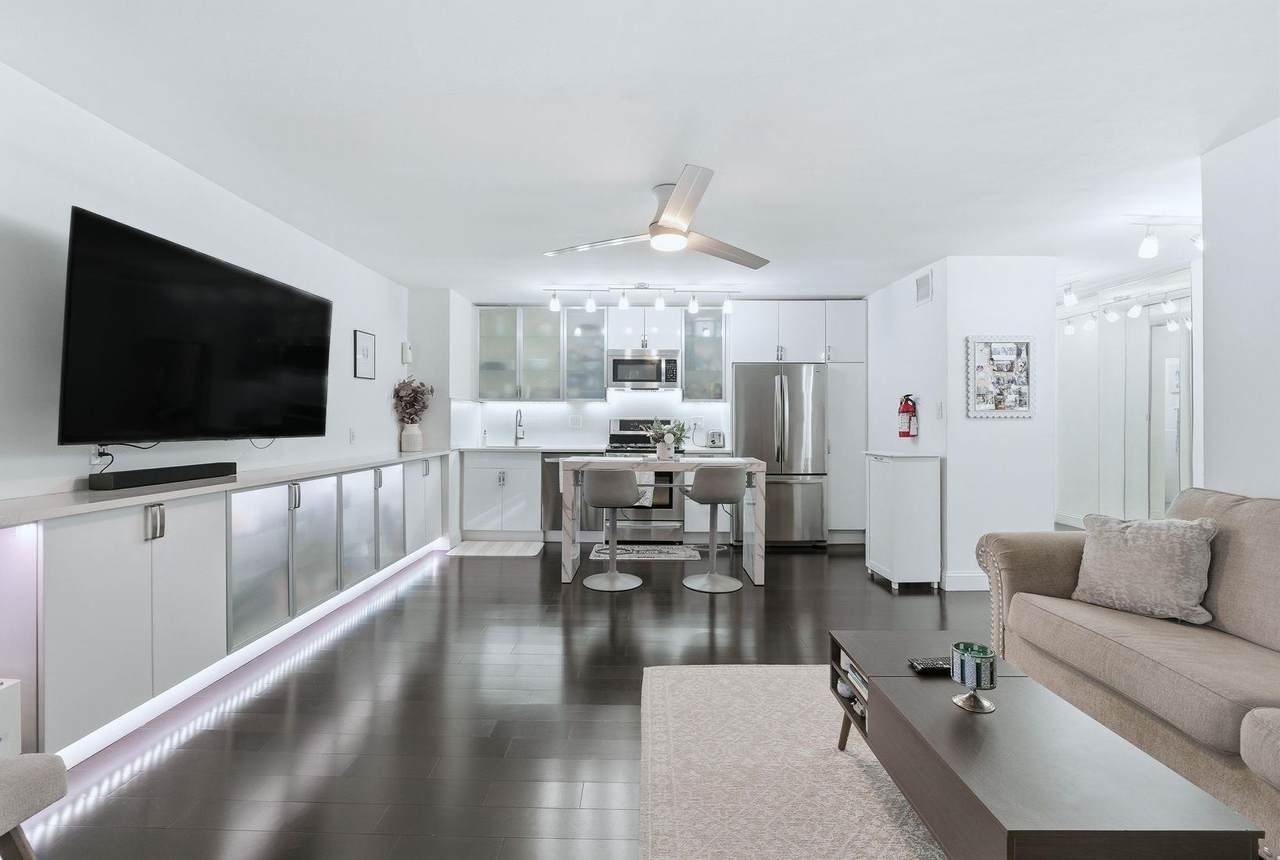 6040 Blvd East - Photo 1