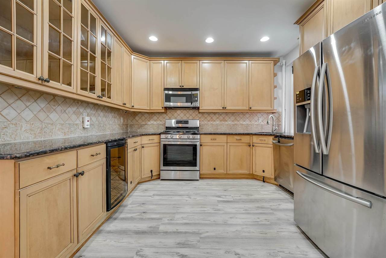 103 Westover Pl - Photo 1