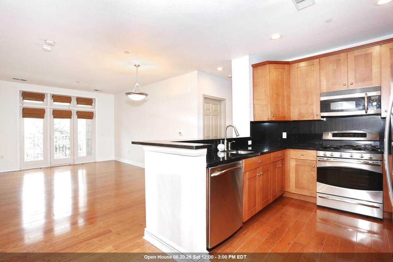 7400 River Rd - Photo 1