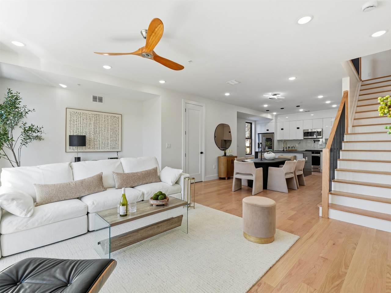 82 Pamrapo Ave - Photo 1