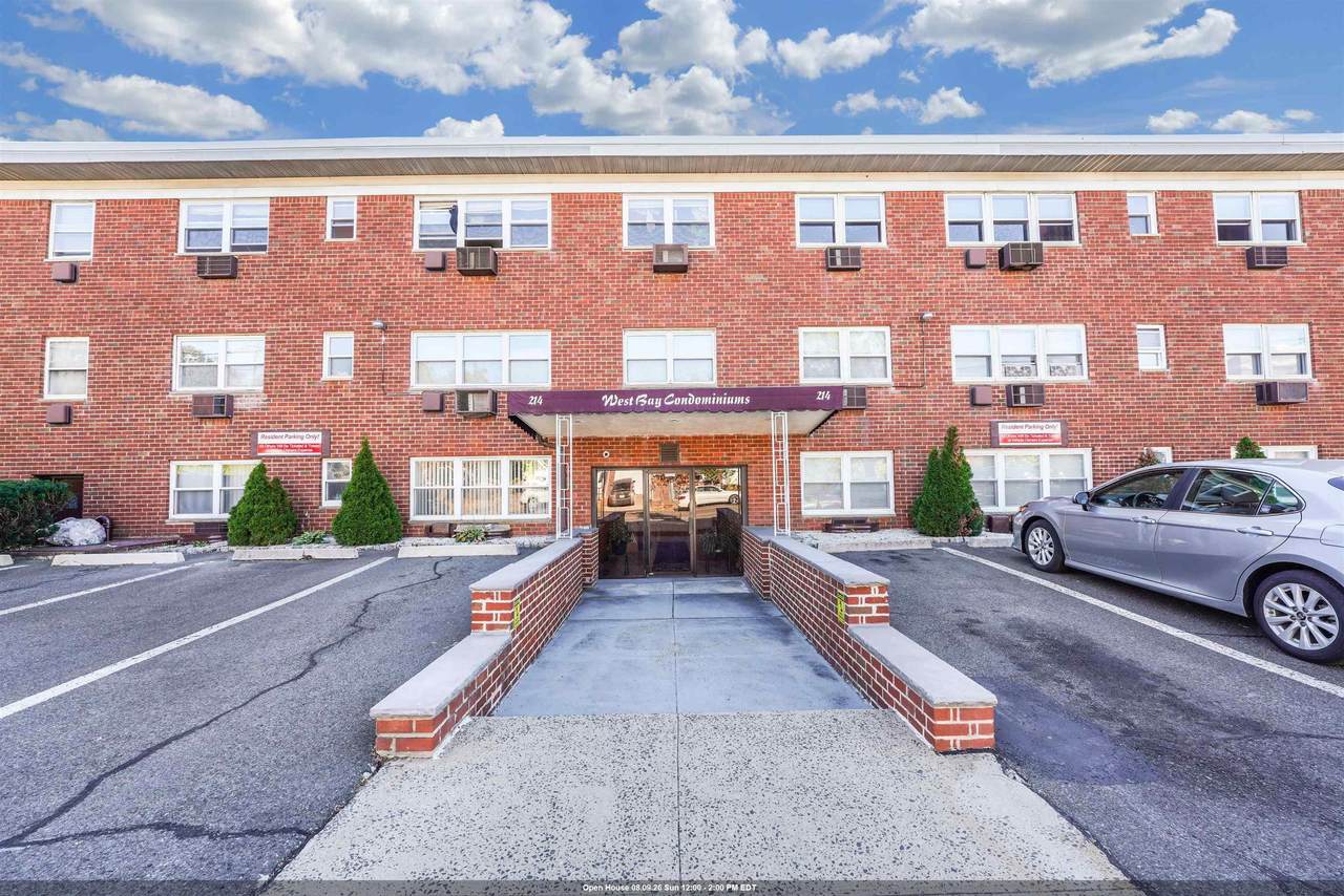 214 Avenue A - Photo 1