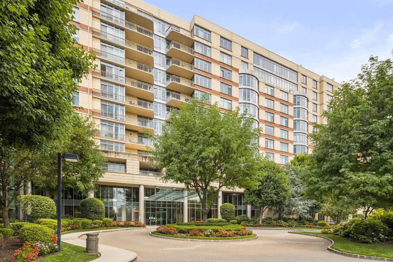 8100 River Rd - Photo 1