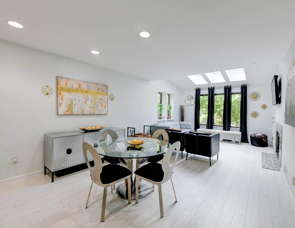 727 Mainsail Lane - Photo 1