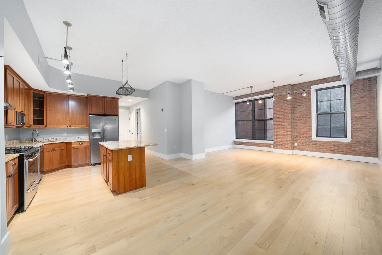 100 Paterson Plank Rd - Photo 1