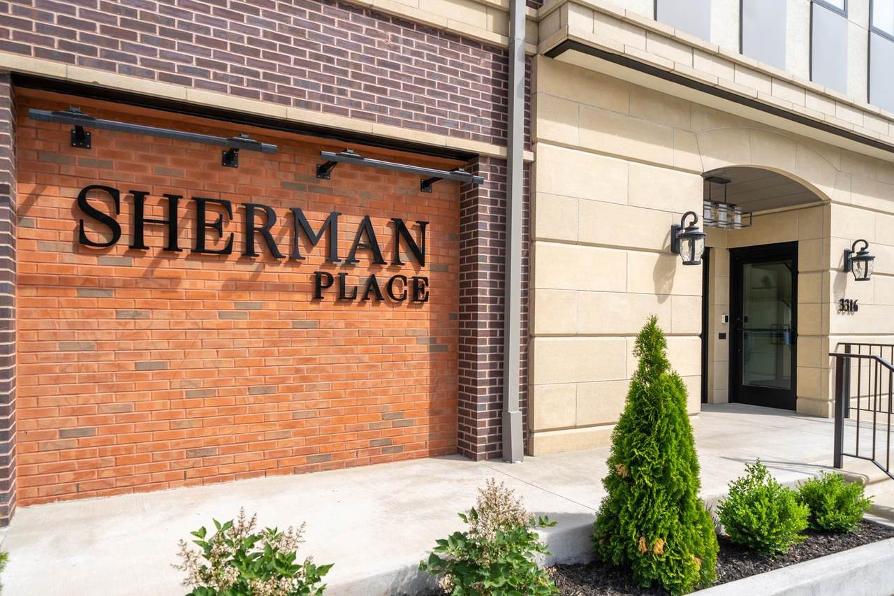 139 Sherman Pl - Photo 1
