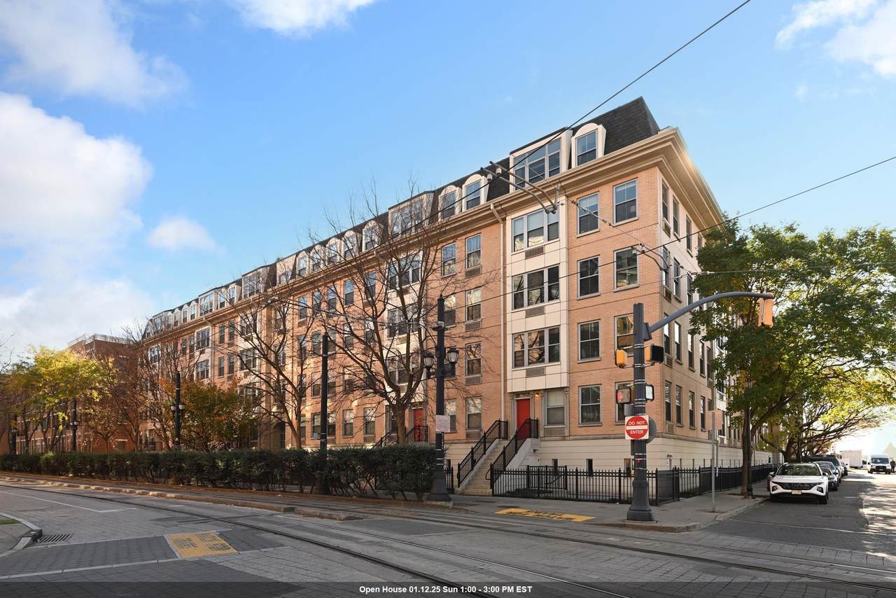 149 Essex St - Photo 1
