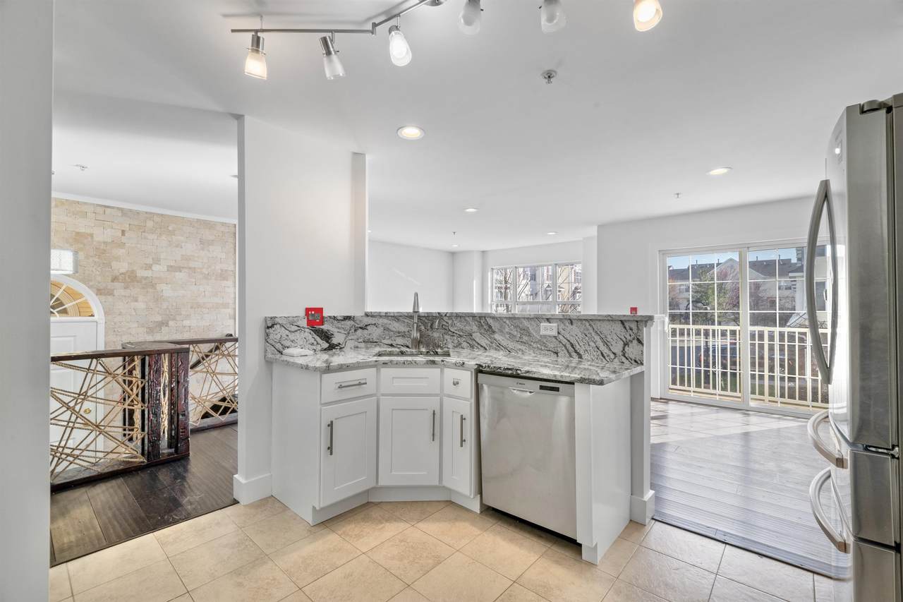11 Bayside Dr - Photo 1