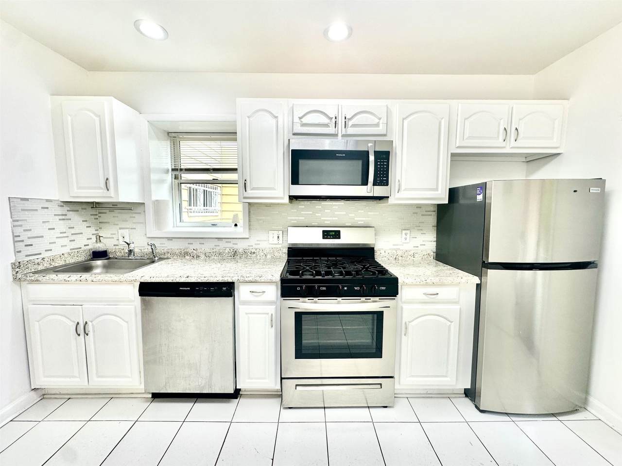 247 Clendenny Ave - Photo 1