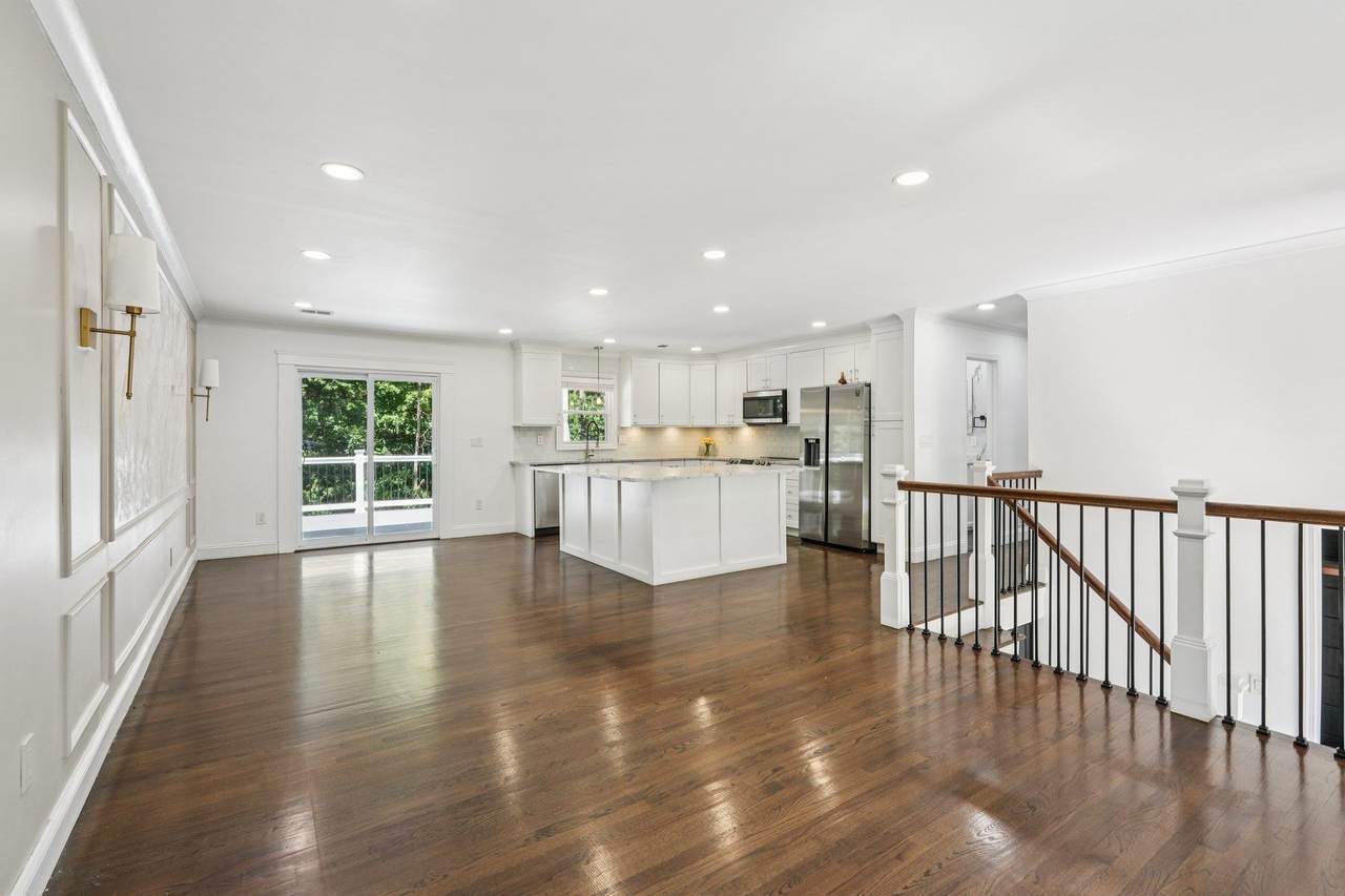 34 Oklahoma Dr - Photo 1