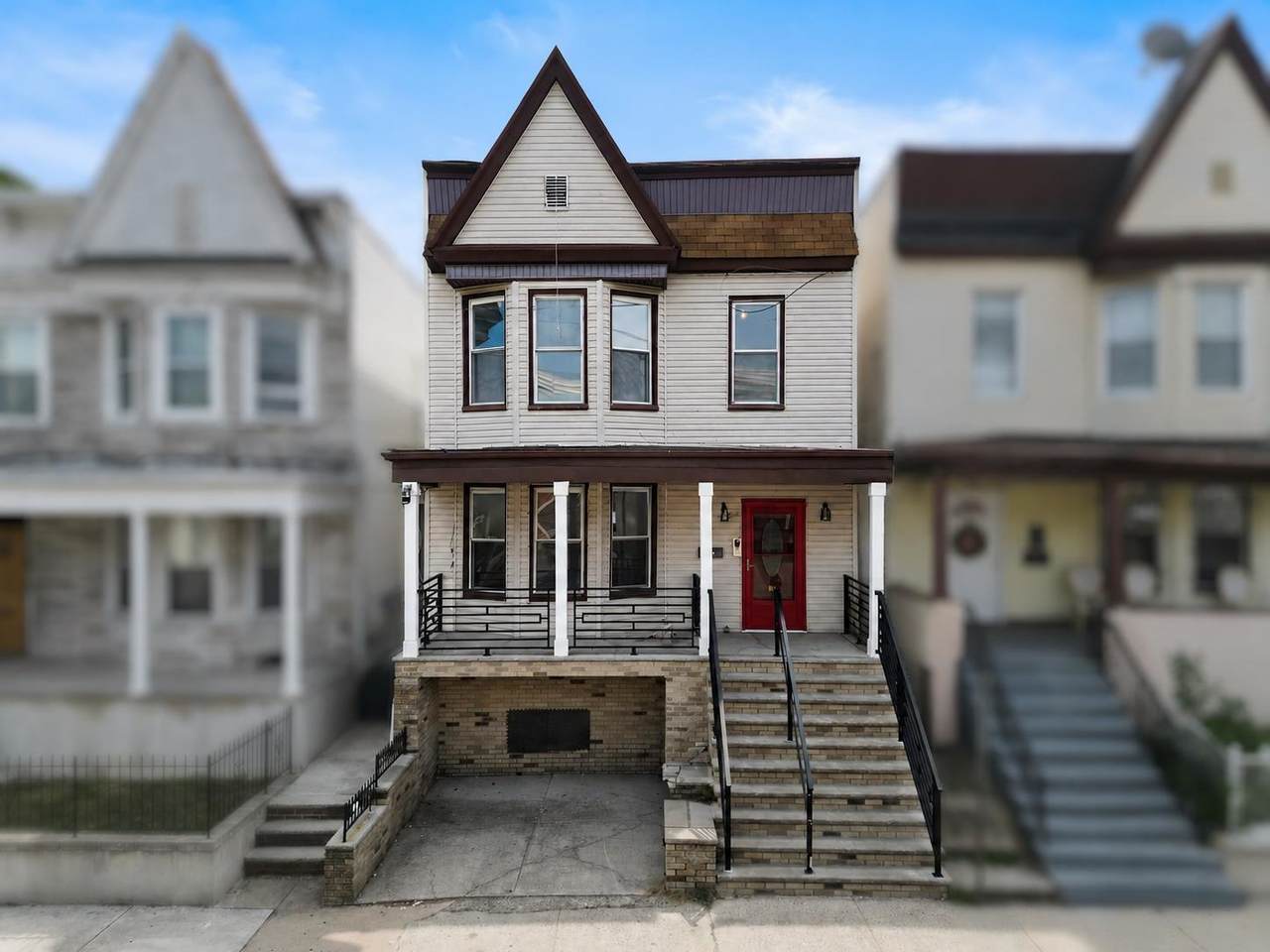 103 Virginia Ave - Photo 1