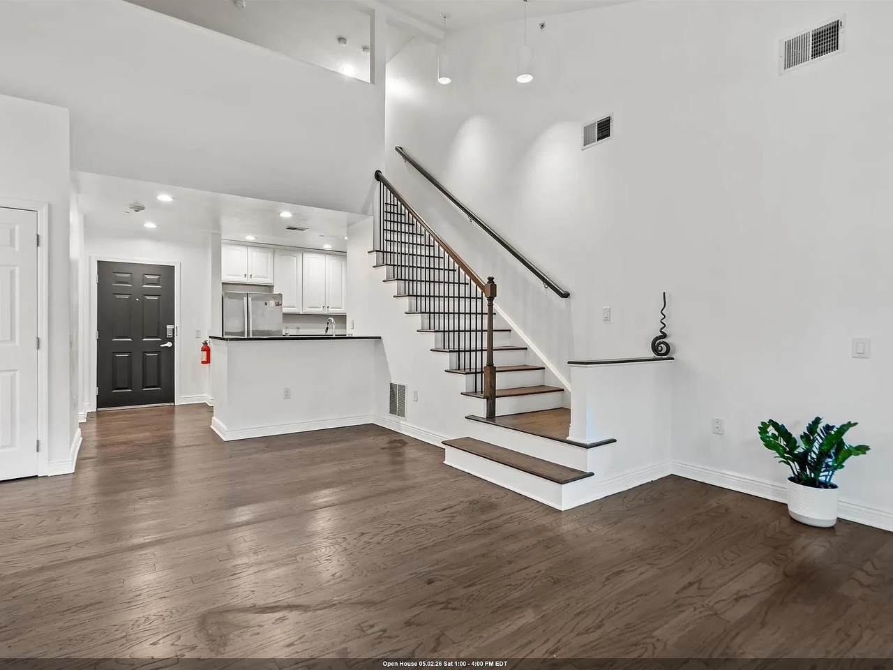 7400 River Rd - Photo 1