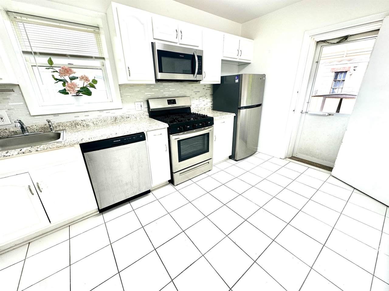 247 Clendenny Ave - Photo 1