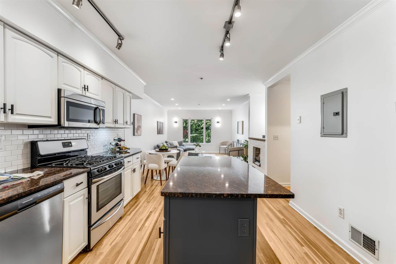 508 1ST ST - Photo 1