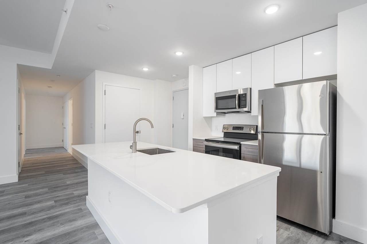 460 Grand St - Photo 1