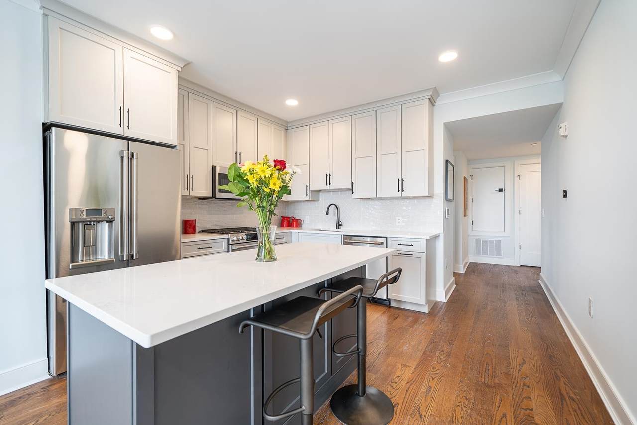 139 Sherman Pl - Photo 1