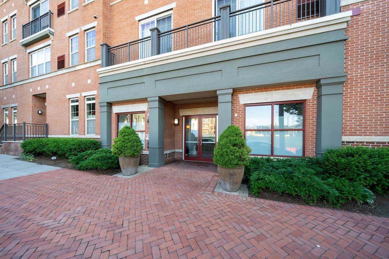 443 2ND ST - Photo 1