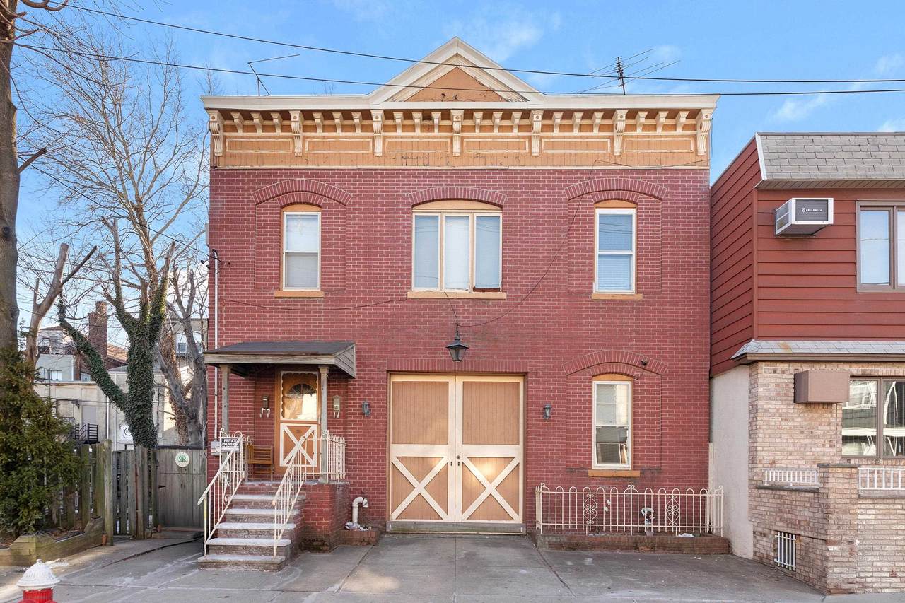 28-30 West 9Th St - Photo 1