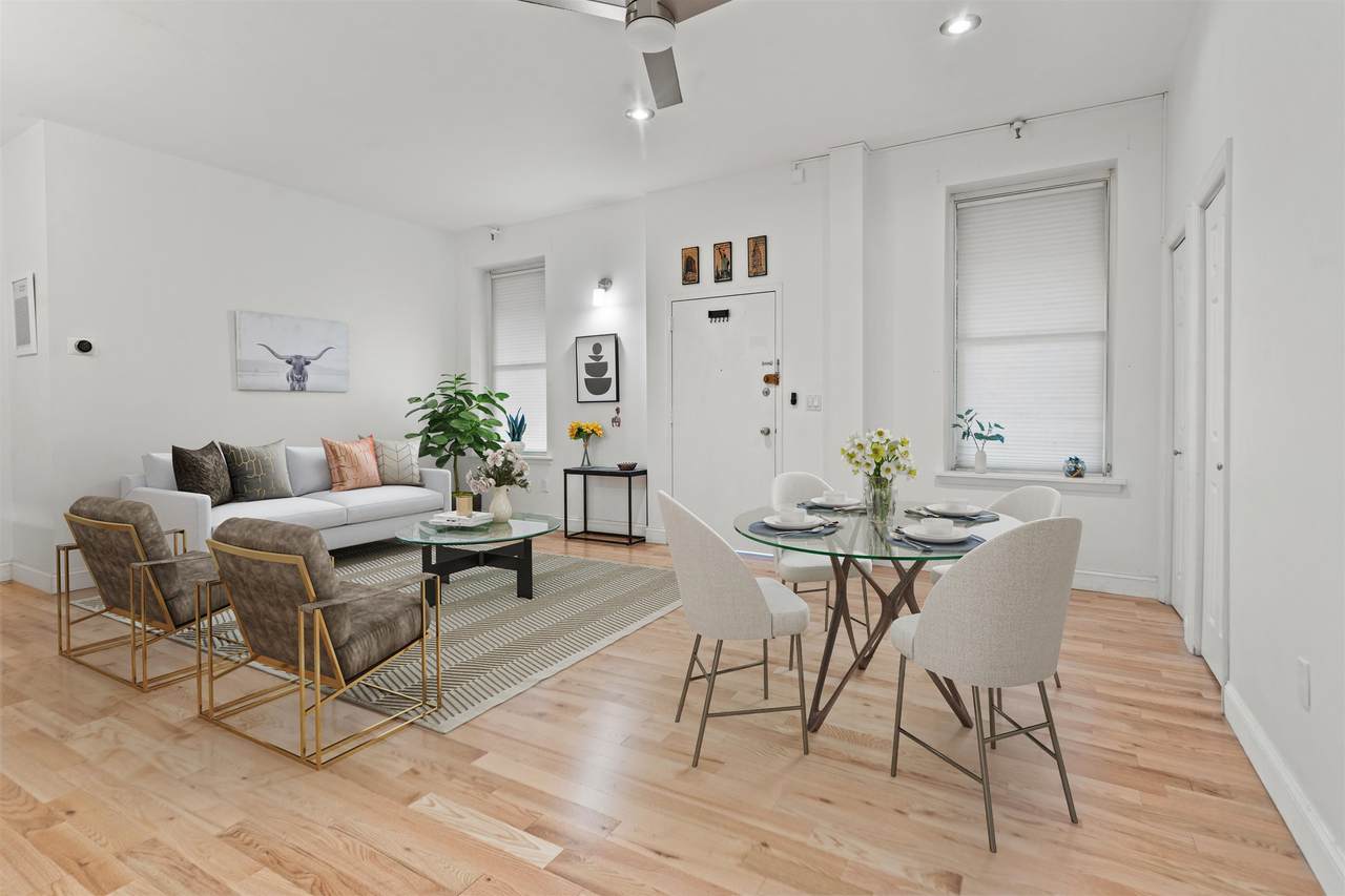 187 Wayne St - Photo 1