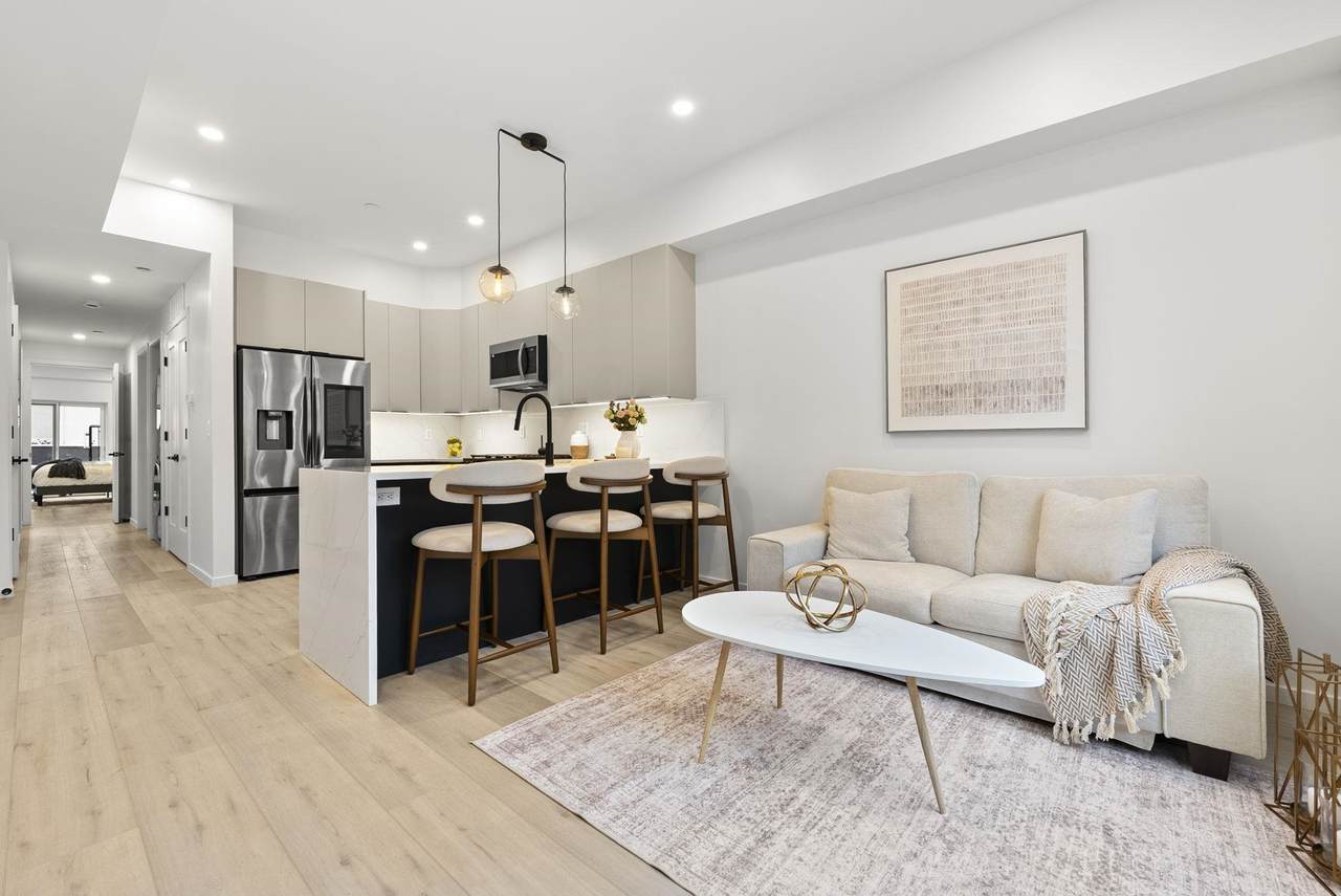 63 Webster Ave - Photo 1