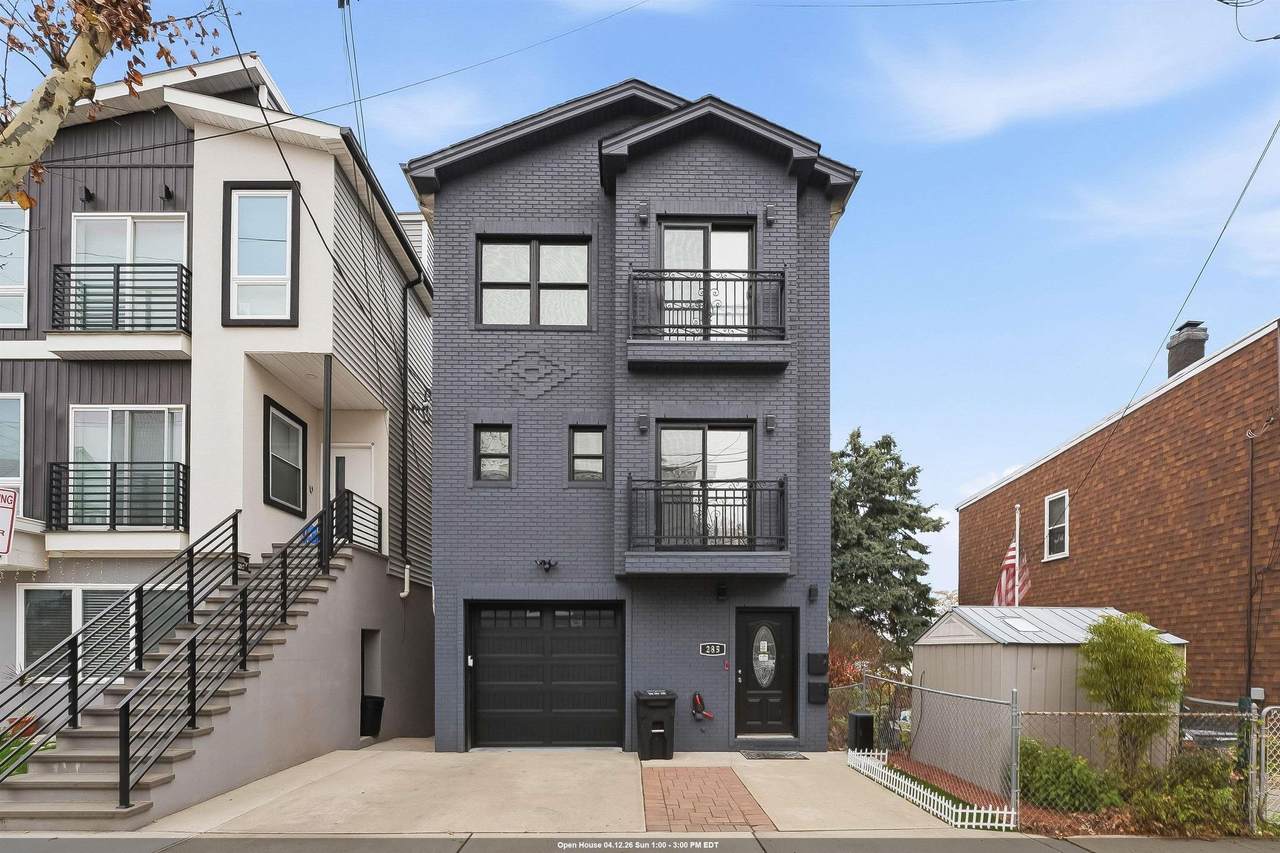 285 Terrace Ave - Photo 1