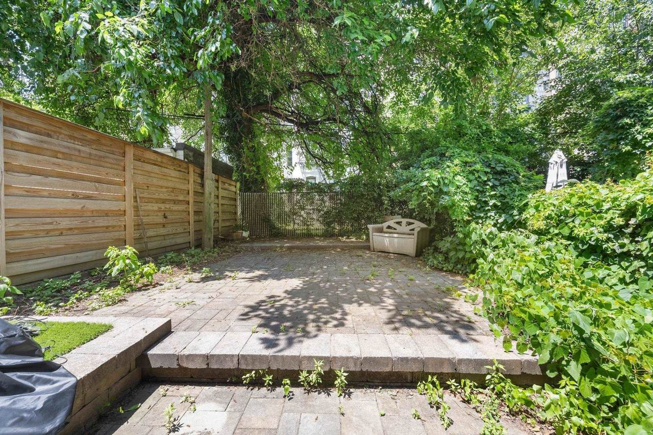 812 Garden St - Photo 1