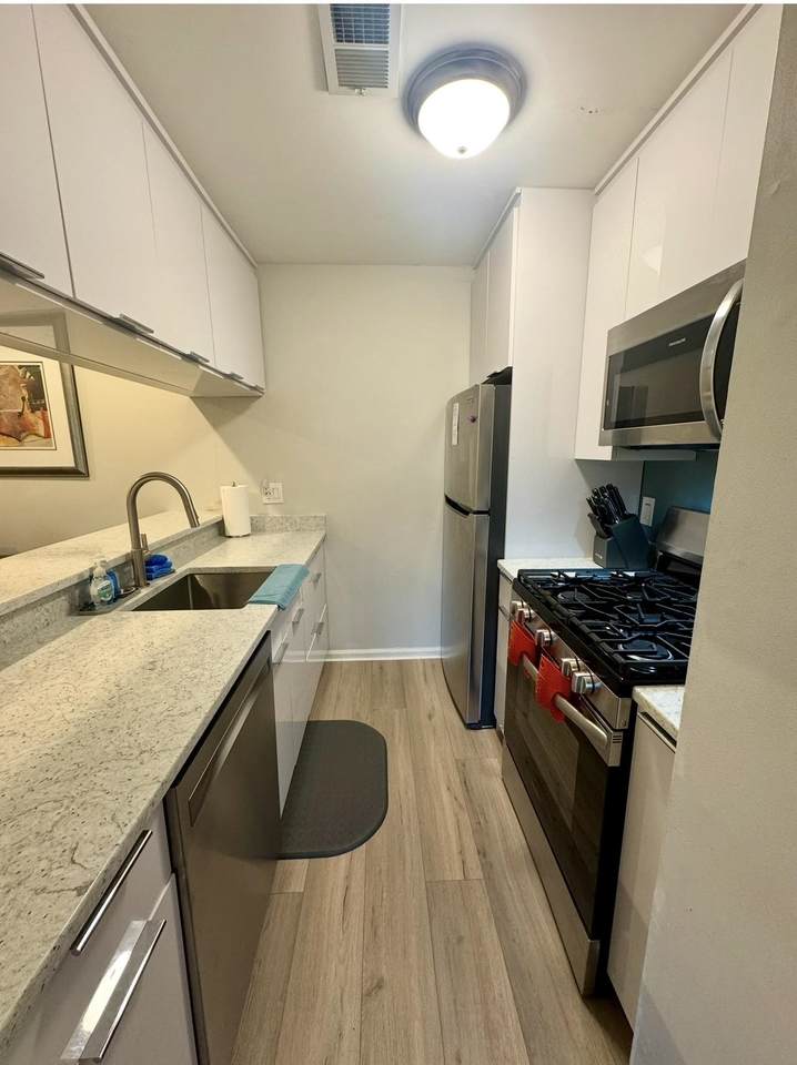 76 Cherry St - Photo 1