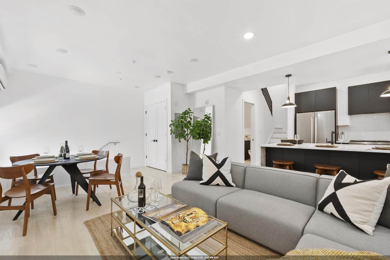 308 4TH ST - Photo 1