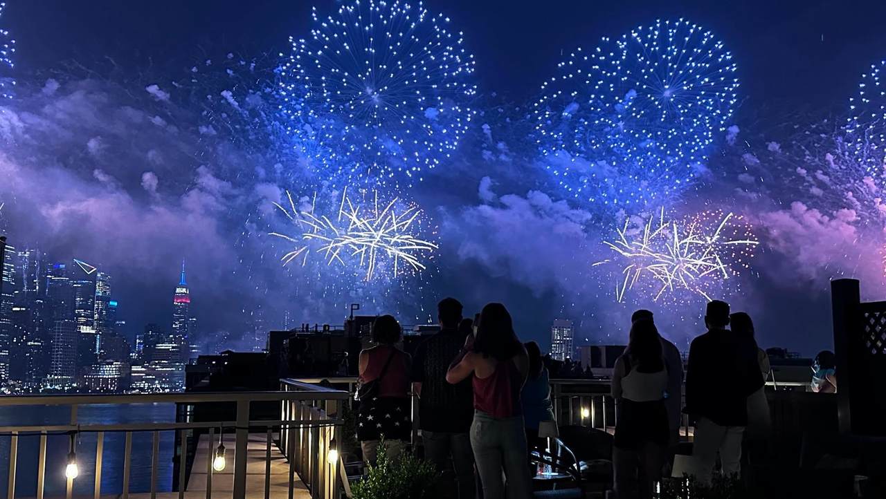 1450 Washington St - Photo 1