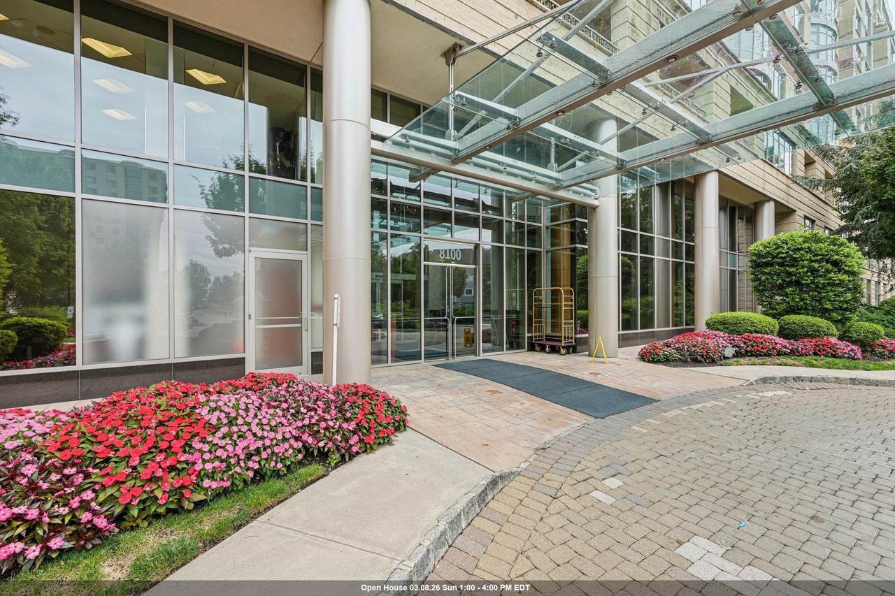 8100 River Rd - Photo 1