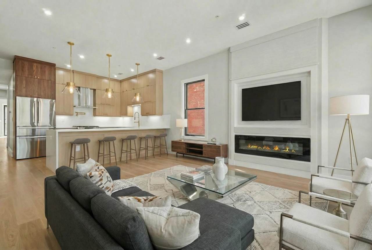 160 Central Ave - Photo 1