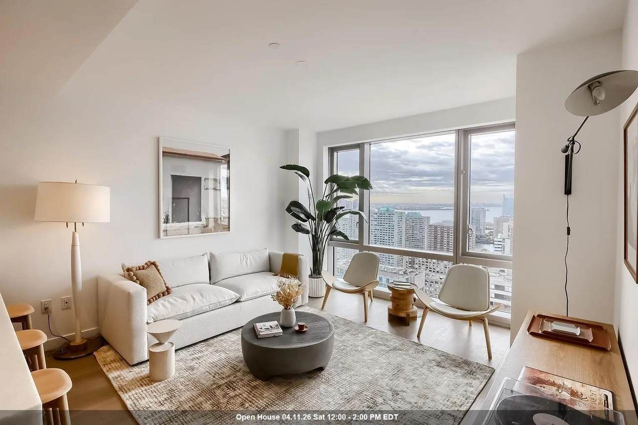 75 Park Lane South - Photo 1