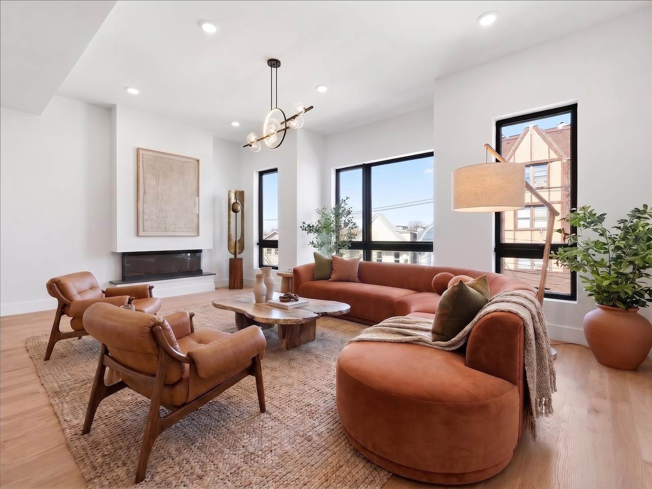 81 Lexington Ave - Photo 1