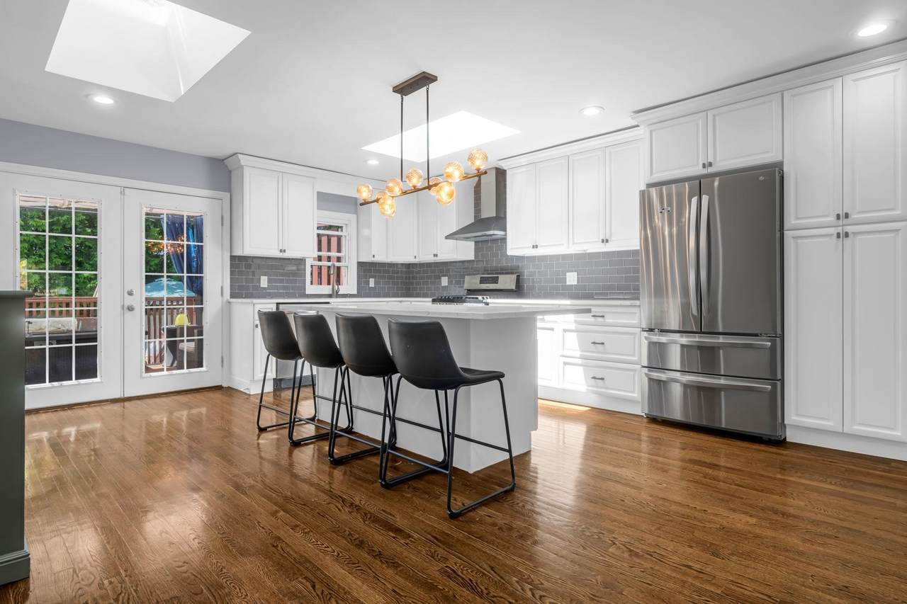 46 West 43Rd St - Photo 1