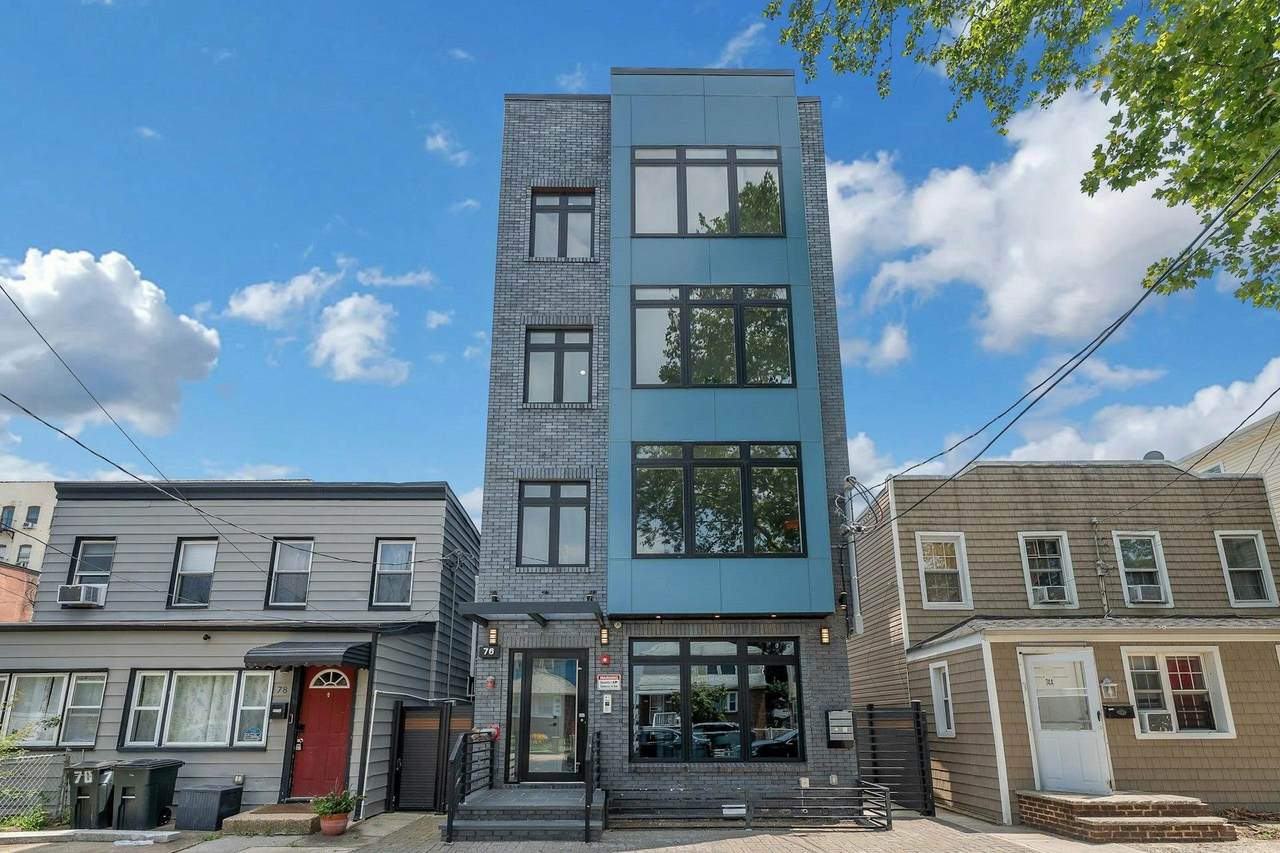 76 Corbin Ave - Photo 1