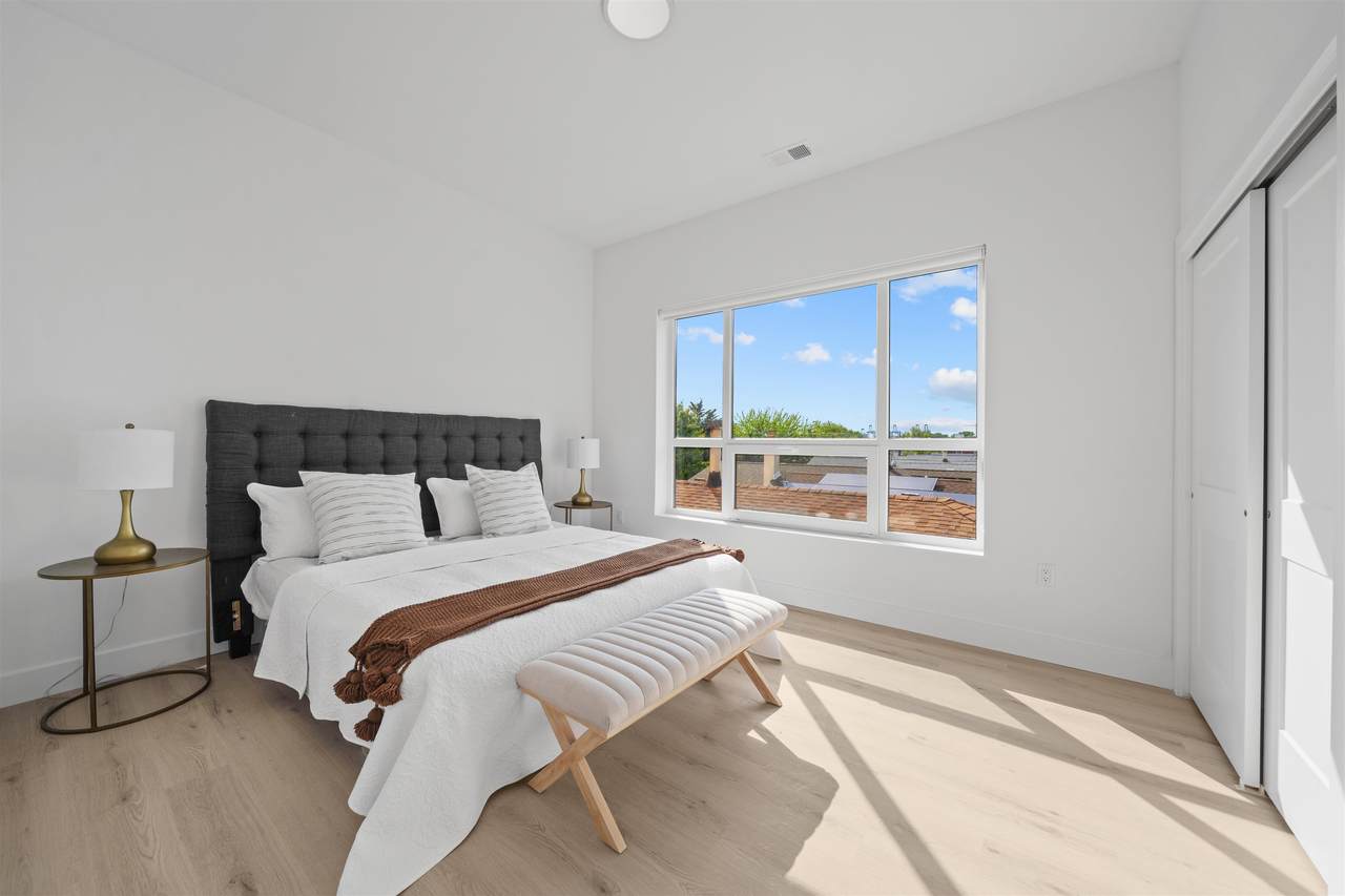 17 Avenue E - Photo 1